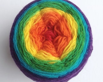 Hand dyed rainbow gradient sock yarn. 100g Superwash merino/nylon sock yarn. Red, orange, yellow, green, blue. Sock, shawl knitting