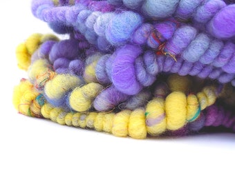 Handspun art yarn - BFL wool and Luxurious fibers / Bubble plied super uber bulky