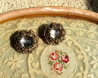 1970 large clip earrings