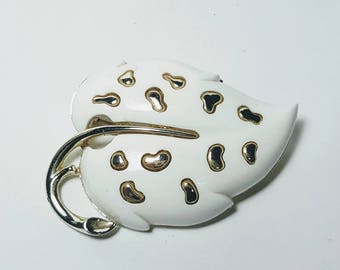 Vintage Sarah Cov Silver and White Enamel Leaf Brooch with Silver Spots/1970's/Sarah Coventry Signed White Enamel Leaf Brooch