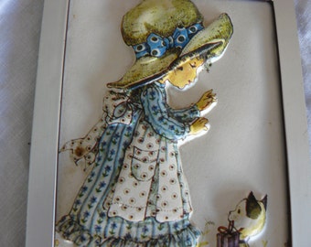 Small frame vintage"Sarah Key"embossed