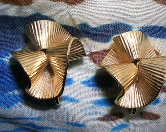 Vintage Signed Bergere Art Deco Earrings