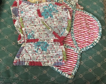 Three vintage home made pot holders