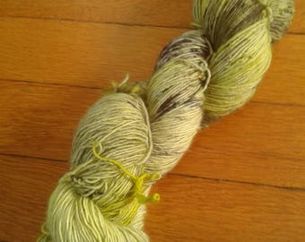 Bug Eyes - Single Ply Merino
