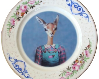 Meredith the Gazelle Portrait Plate 9.15"