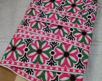 Flower Power Vintage Tapestry Trim