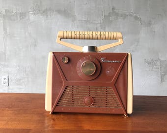 Emerson miracle wand all transistor radio model 868