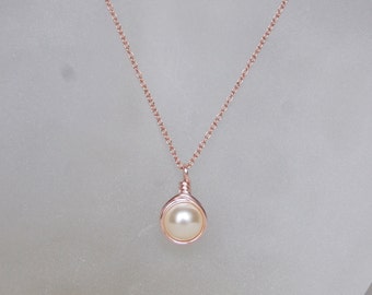 Rose Gold Cream Pearl Necklace , June Birthstone Necklace , Swarovski Cream Pearl Necklace