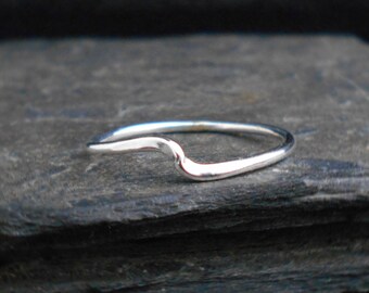 Wave sterling silver ring (0.925), thin ring 1.2 mm, made at your size. Skinny ring, thin ring, stacking ring.