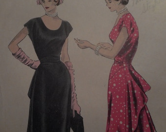Vintage 1940's 6460 Dress Sewing Pattern Size 12 Bust 30