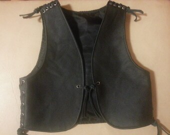 Babykutte,Bikerweste,1 - 3 Jahre, Leder,Lederweste,für Kinder,Kinderkutte,Kinderbikerweste,schwarzes Leder,echt Leder,Kleinkinder,Minirocker