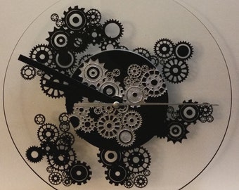 Steampunk clock with black and silver Center