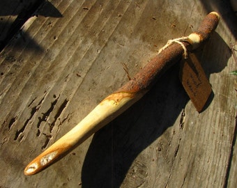 Holly wand, handcrafted Holly Wand, magic wizard witch ritual tool