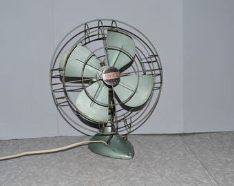 Singer Metal Green Fan ~ Desk Fan ~ Industrial Decor ~ Oscillating Fan