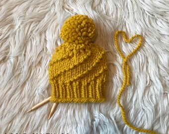 Knit Baby Hat // Hand Knit Baby Beanie // Chunky Knit Baby Hat // Baby Beanie // Knit Pom Pom Hat // Photo Prop Hat // Child Chunky Beanie