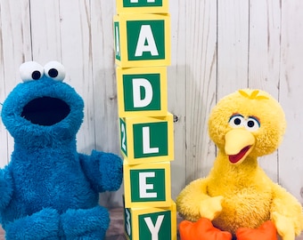 Sesame Street Blocks / Sesame Street birthday decorations / Sesame Street birthday party / paper blocks /sesame street centerpieces