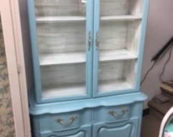 Small French Provincial Hutch~~ Display Case ~~ China Cabinet~~Book Case