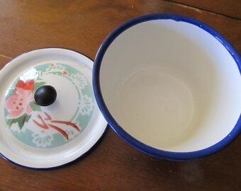 Cottage Chic Floral Enamal Bowl with Lid