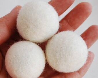 10 Felt Balls - 3cm - Ivory