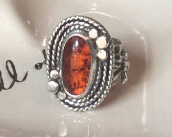 Beautiful Glowing Baltic Amber Ring, Adjustable sizes 6-11, Sterling Silver, Lotus Flowers