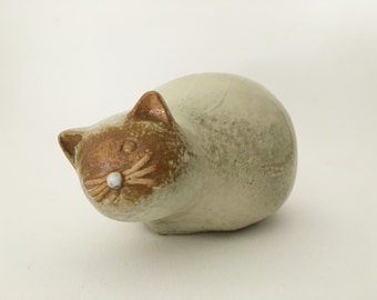 Vintage Mid Century Modern stoneware round glazed cat