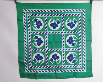 Vintage Green Flower scarf 68cm x 67cm / 26.7" x 26.3"