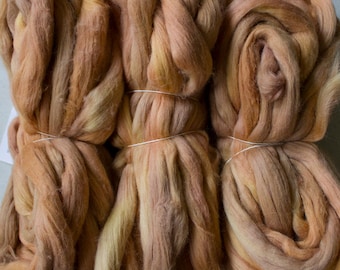 Cotton roving for spinning - Gold, 1 oz