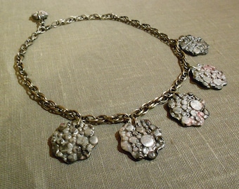Stunning necklace polymer clay flowers.
