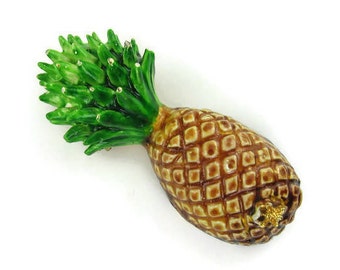 Vintage Pineapple Brooch