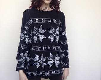 Black & white oversized snuggly, Christmas jumper