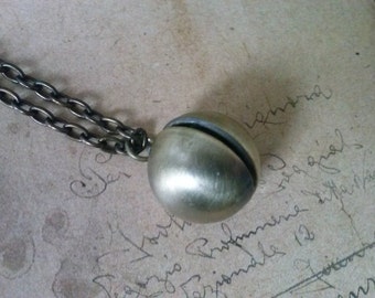 Ball Locket necklace ~ bronze ~.
