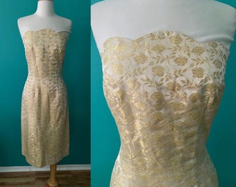Vintage 50s Gold Brocade Strapless Wiggle Dress Scalloped Neckline Party Holiday