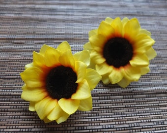 A pair of Sunflower Hair clips, Wedding Accessories, Wedding Hair Flowers