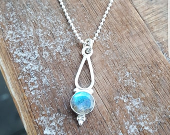 925 sterling silver Necklace 45 cm with labradorite Pendant