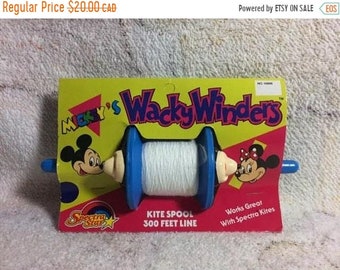 SUMMER SALE Mickeys Wacky Winders Kite Spool By Spectra Star 1988 Disneyland Mickey Mouse Minnie Mouse Disney 80s Kids Summer
