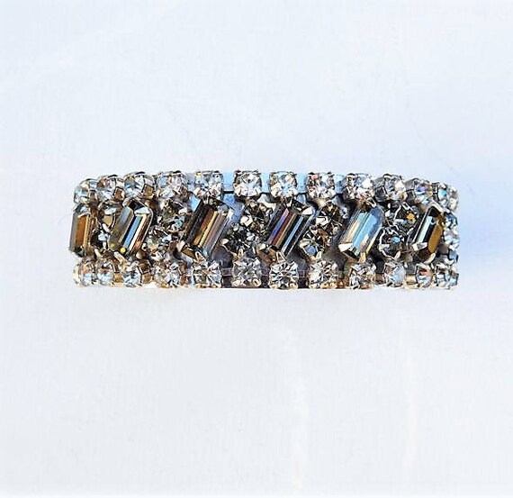 Rhinestone Cuff / Mid Century / Wedding Fashion / Vintage Jewelry
