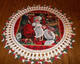 Crocheted Christmas Doily Santa Delivering Presents 23 inches Fabric Center Crocheted Edge Doilies Centerpiece