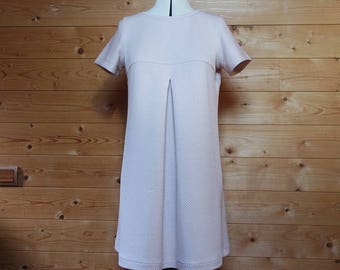 Pink short-sleeved Jersey a-line structured dress
