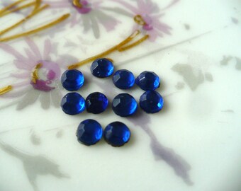 25 Vintage Royal Blue Glass FB Roses Stones C15
