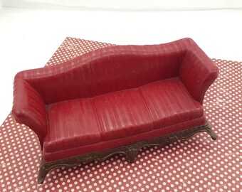 Renwal Burgundy Sofa Doll House Toy Plastic Living room All five legs