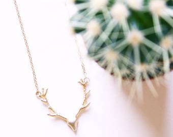 Deer antler necklace / Deer necklace/ Antler necklace, Animal jewelry, Silver antlers