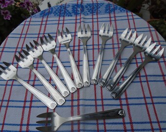 Forks made of stainless steel - set of 12