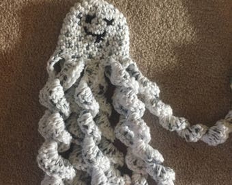 Ghost/octopus washcloth