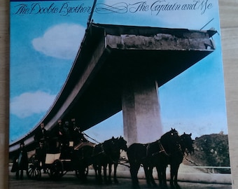 The Doobie Brothers - The Captain and Me - NR5 - 1973 (1979 reissue) - Nautilus Half Speed Master SuperDisc - 140 gram - VG+