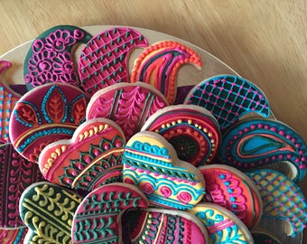 20 Small Biscuits - Indian Bollywood Henna Mehndi Biscuit Cookies