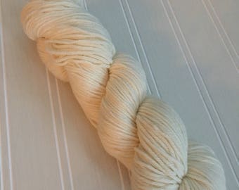 Natural Worsted Weight Yarn