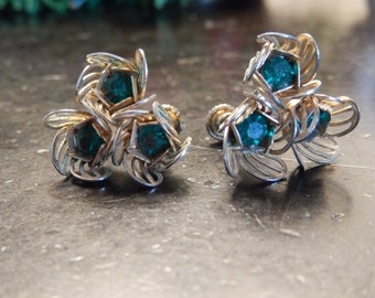 EMERALD GREEN VINTAGE Earrings
