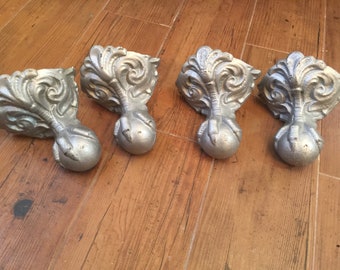 Antique Clawfoot Bathtub Feet
