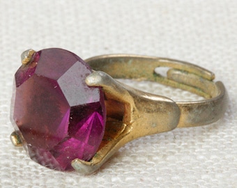 Purple Rhinestone Vintage Ring Gold Plum Amethyst Burgundy Solitaire Adjustable US Womens Size 5.5 7I