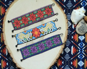 Handmade Huichol Wixarika Small Chakira Bracelet